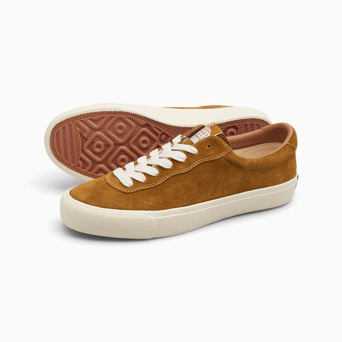 VM001-LO Suede (Golden Brown/White)